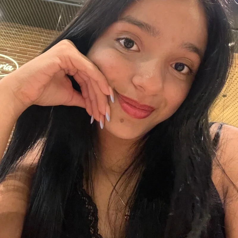 Skinny_saray