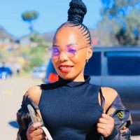 Shortie-Reehn Offline chat-huone