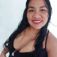 isabelletorrez's Profile Pic