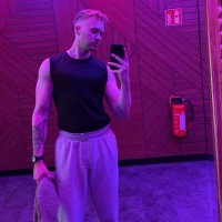 luciothegoat Adlı Modelin Avatarı