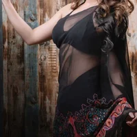 sana_khan01's Profile Pic