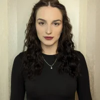 ArletteCreason's Profile Pic