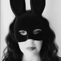 lunabunnymask's Avatar Pic