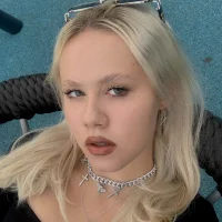 AnabelRouss's Profile Pic