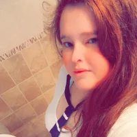 rosieskyler10001's Profile Pic