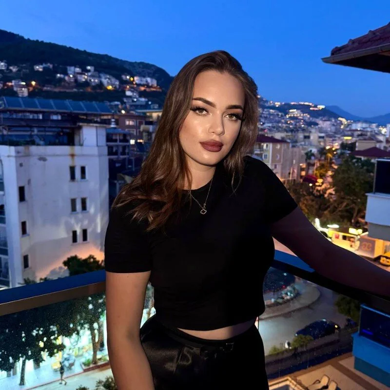beautifulMira Stripchat profile image