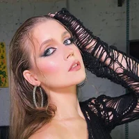 MaeEsser's Profile Pic