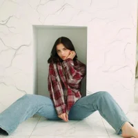 roni_monegal's Offline Chat Room