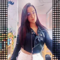lauraculone's Profile Pic