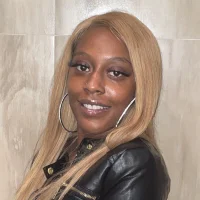 Brown_Bombshell's Profile Pic
