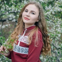 CarrieLovelly's Profile Pic