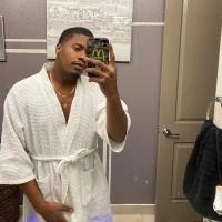 Castillo2121's Profile Pic