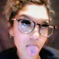 YeskaDevourz's Profile Pic