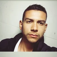 adrew_santorini's Avatar Pic