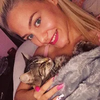 MandyHeaven's Avatar Pic