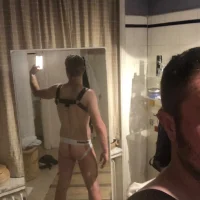 HornyPfalz Φωτ, Προφίλ