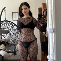 LauraTs68's Profile Pic