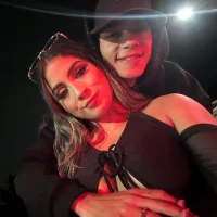 Eroticxcouple model avatar