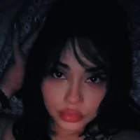 stonisweet's Offline Chat Room