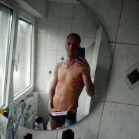Tommy0203's Profile Pic