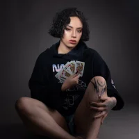 Kiara_Fox__'s Avatar Pic