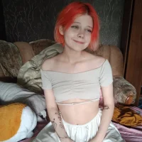 vMermaidee's Profile Pic