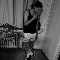 KinkyTracksuit এর প্রোফাইল ছবি