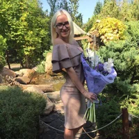 RoyalMolly's Profile Pic