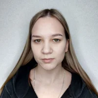 ChristineCur's Profile Pic