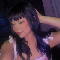 Lia_Kitten2's Avatar Pic