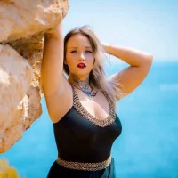 Naughty-Furby's Avatar Pic