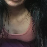 Petite-Izzy's Profile Pic