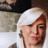 Sara-Conor-1 фото профиля