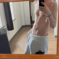 slippper's Profile Pic