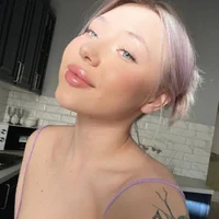 Lovely_Bitch11's Profile Pic