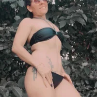 DevoraAmateur Φωτ, Προφίλ