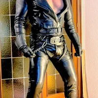 LeatherMax76's Profile Pic