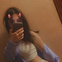 Regina_glow