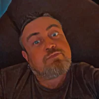 Hornystyen's Profile Pic