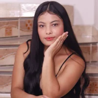 violet_lombardi's Avatar Pic