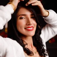 Rubi_Esmeralda's Avatar Pic