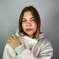 SheraVeney's Profile Pic