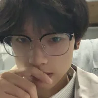 luzhenye's Profile Pic