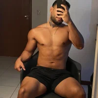 Noah_tatuado
