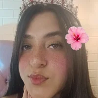 Lizz_Adamson's Profile Pic