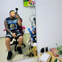 andy_millerx model avatar