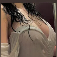 EmmaCarson's Profile Pic
