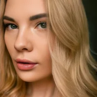 Eva_Secrets's Profile Pic