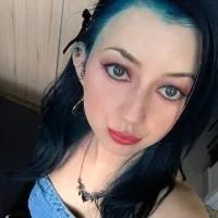 Meiii27 Adlı Modelin Avatarı