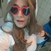 Emilie71's Profile Pic